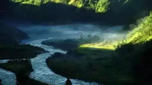 梅西获第八座世界足球先生引争议，最佳也不应该是哈兰德姆巴佩？