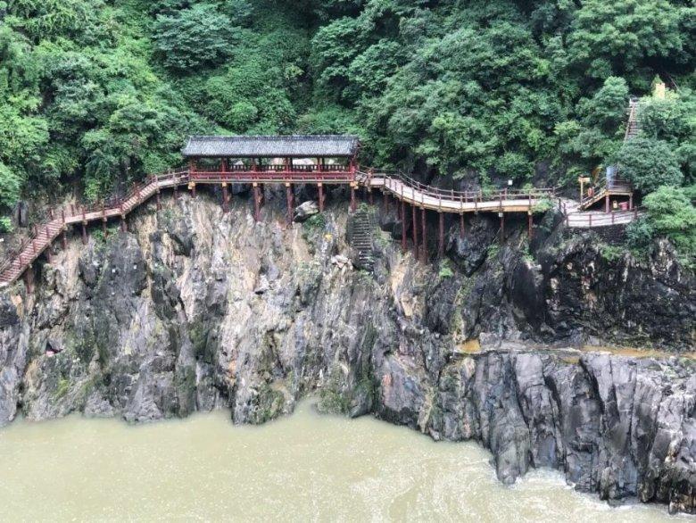逃出海滩度假胜地