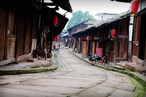 一图读懂｜昆明市中级人民法院工作报告