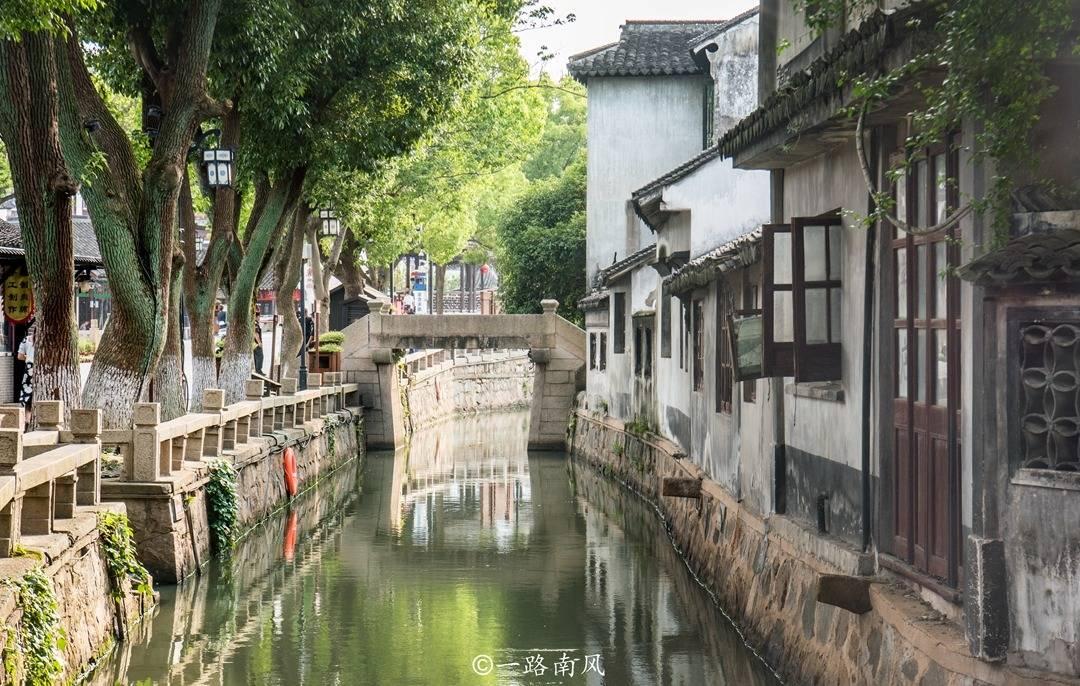 逃离危险禁地